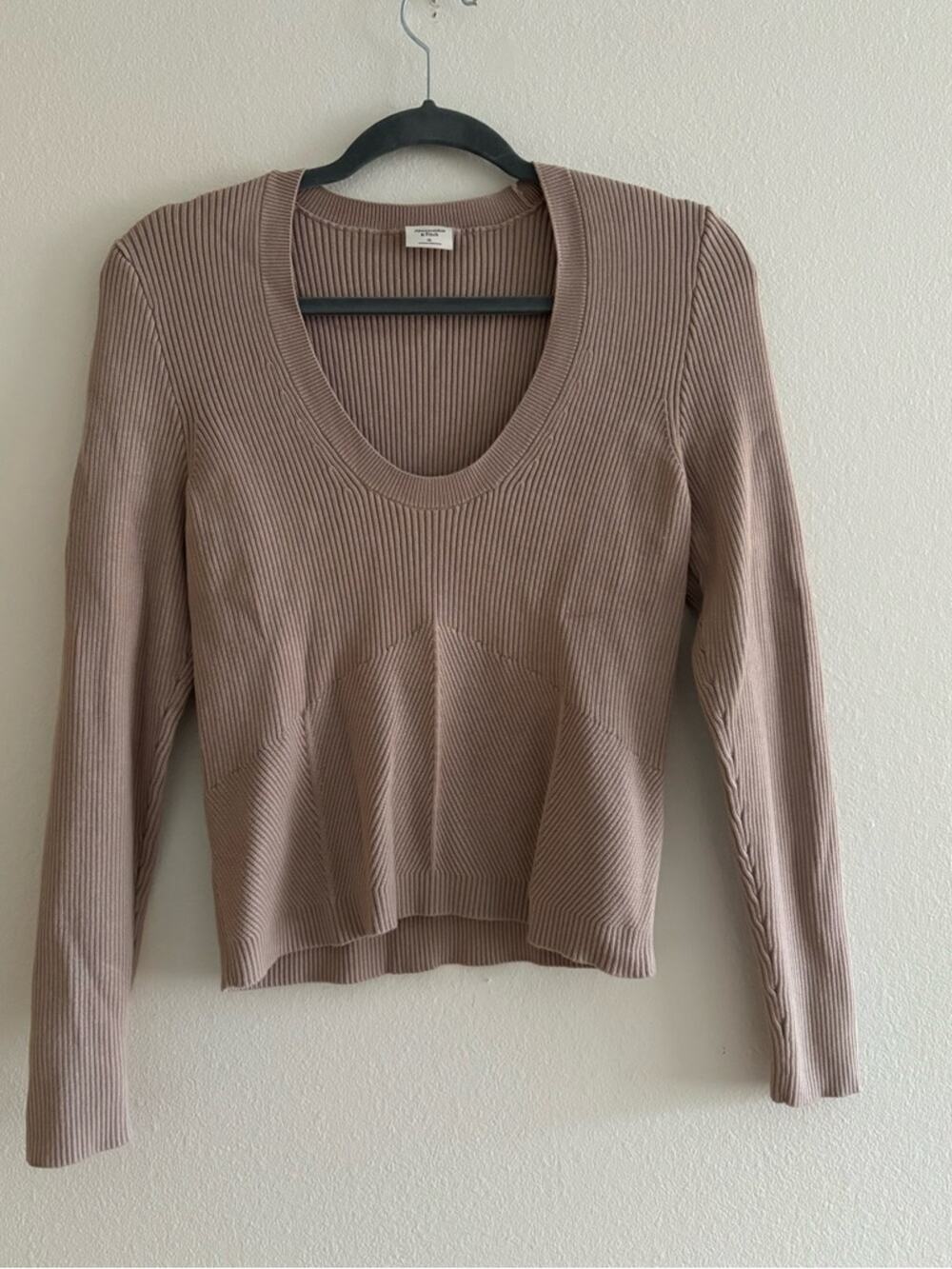 Abercrombie & Fitch Tan Ribbed Scoop Neck Long Sleeve Cropped Shirt XL